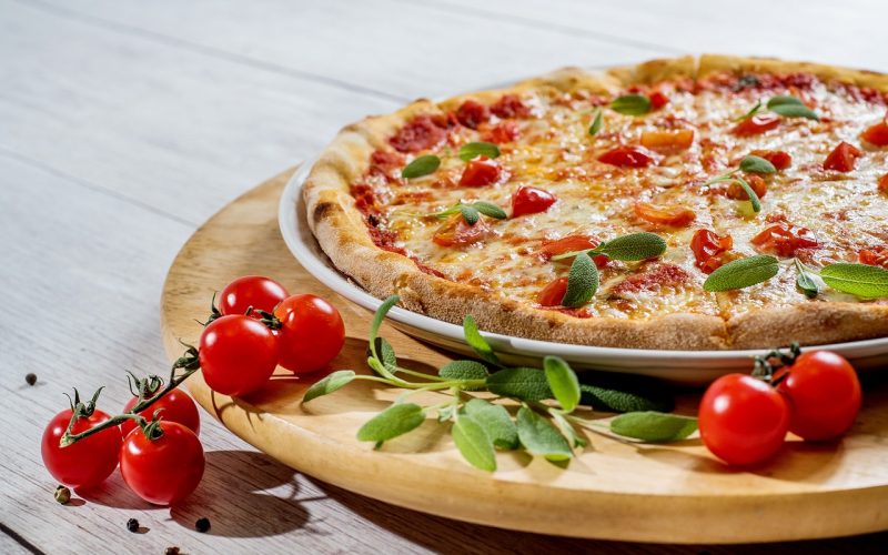 pizza, plate, food-3010062.jpg