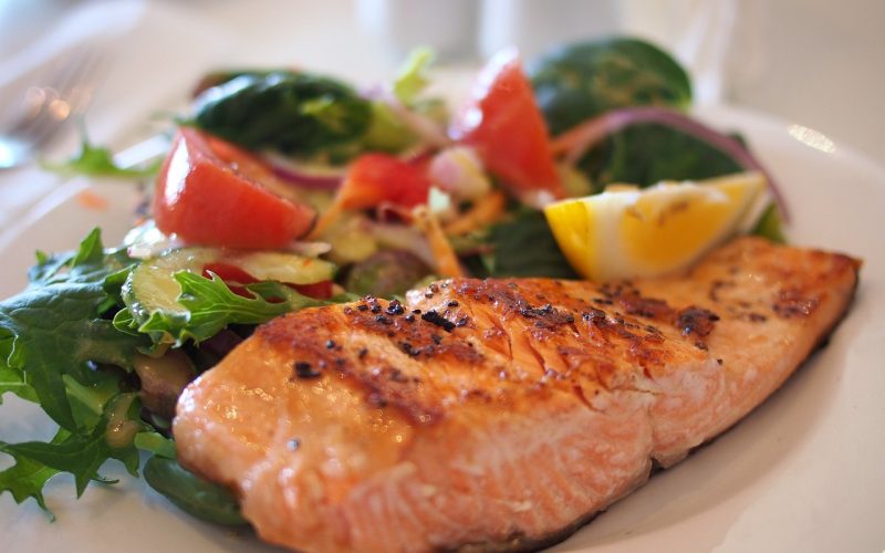 salmon, fish, seafood-518032.jpg